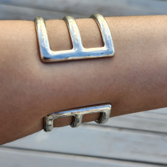 Lucky Brand | Dainty Layered Strand Cuff Silver Tone Banglet Wrist Bracelet - Picture 2 of 6